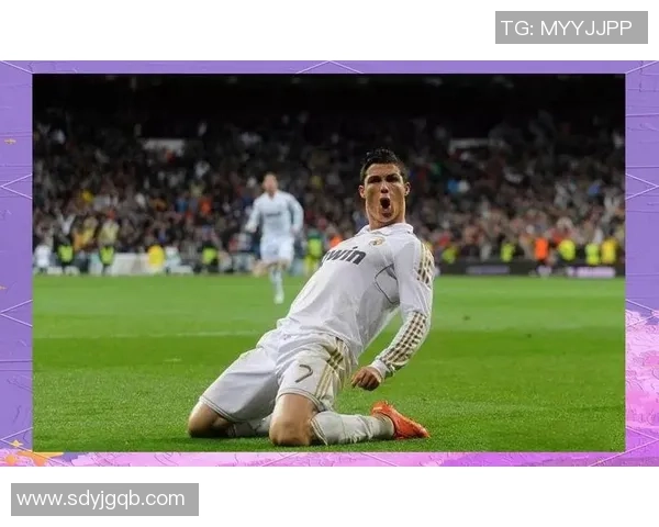 7号足球服的传奇足球明星们与他们的辉煌瞬间回顾